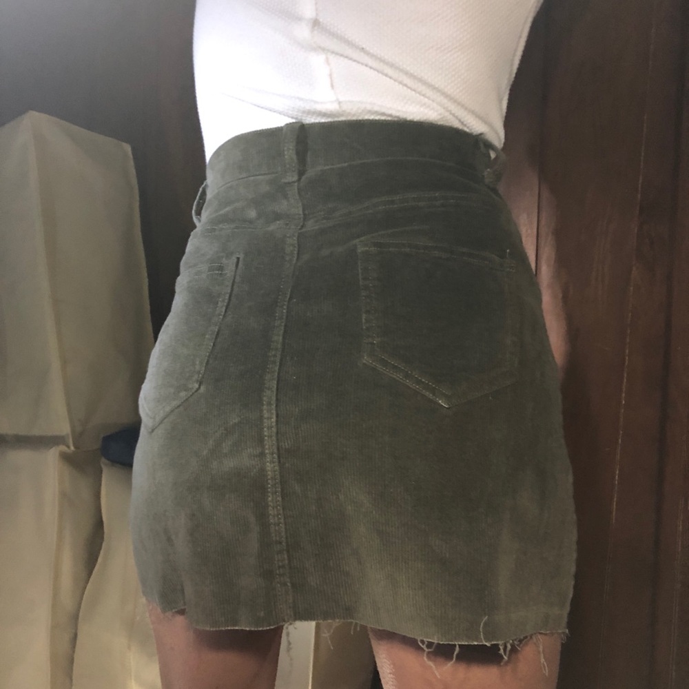 NWT HIGH RISE CORD PENCIL SKIRT HUNTER GREEN